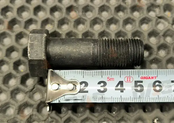Болт М16х1,5х50 (10,9) (крепления редуктора моста)