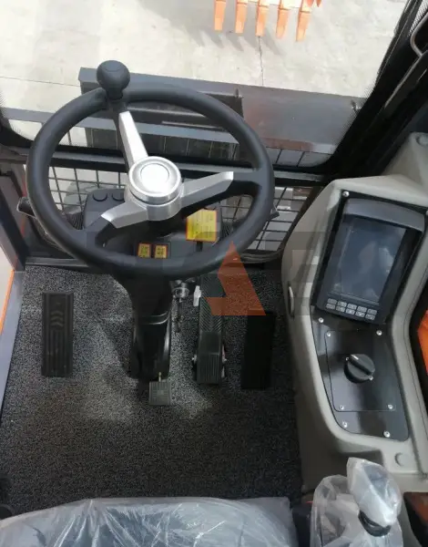 Экскаватор Lonking CDM6150W (колесный) купить в Новокузнецке