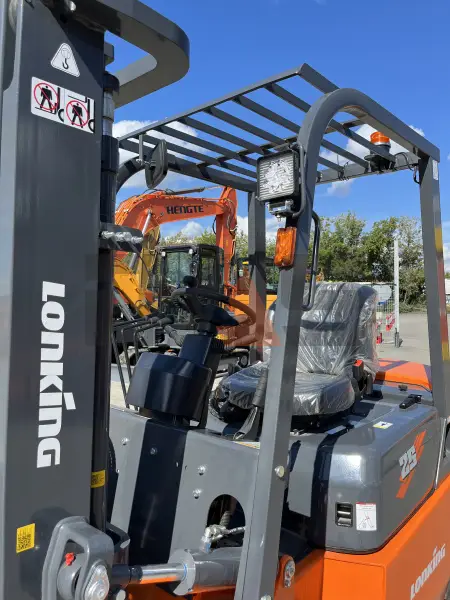 Дизельный вилочный погрузчик Lonking FD25T купить в Новокузнецке