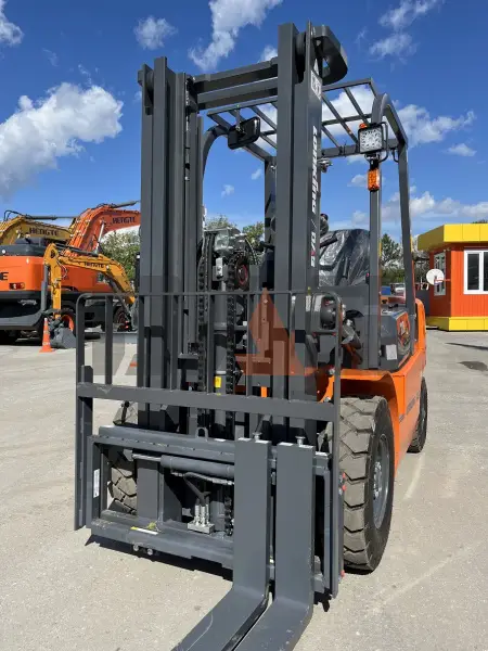 Дизельный вилочный погрузчик Lonking FD20T купить в Новокузнецке