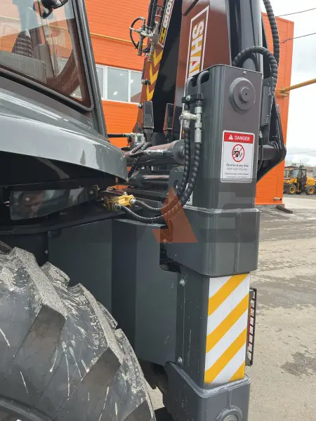 Экскаватор-погрузчик Shanmon 388H Black Edition купить в Новокузнецке