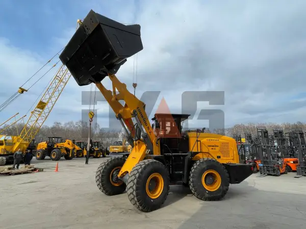Фронтальный погрузчик CDM856H купить в Новокузнецке